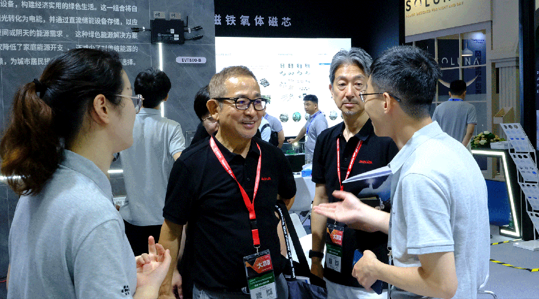 1718353212968907.gif 02.gif